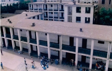 1972年第一幢教学大楼由省建八公司资助建成