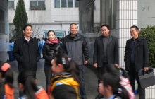 市教育局局长苏定武来我校听课调研