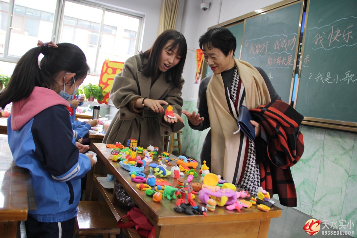 我校举行“我能行，我成功，我快乐”学生能力特长展示活动
