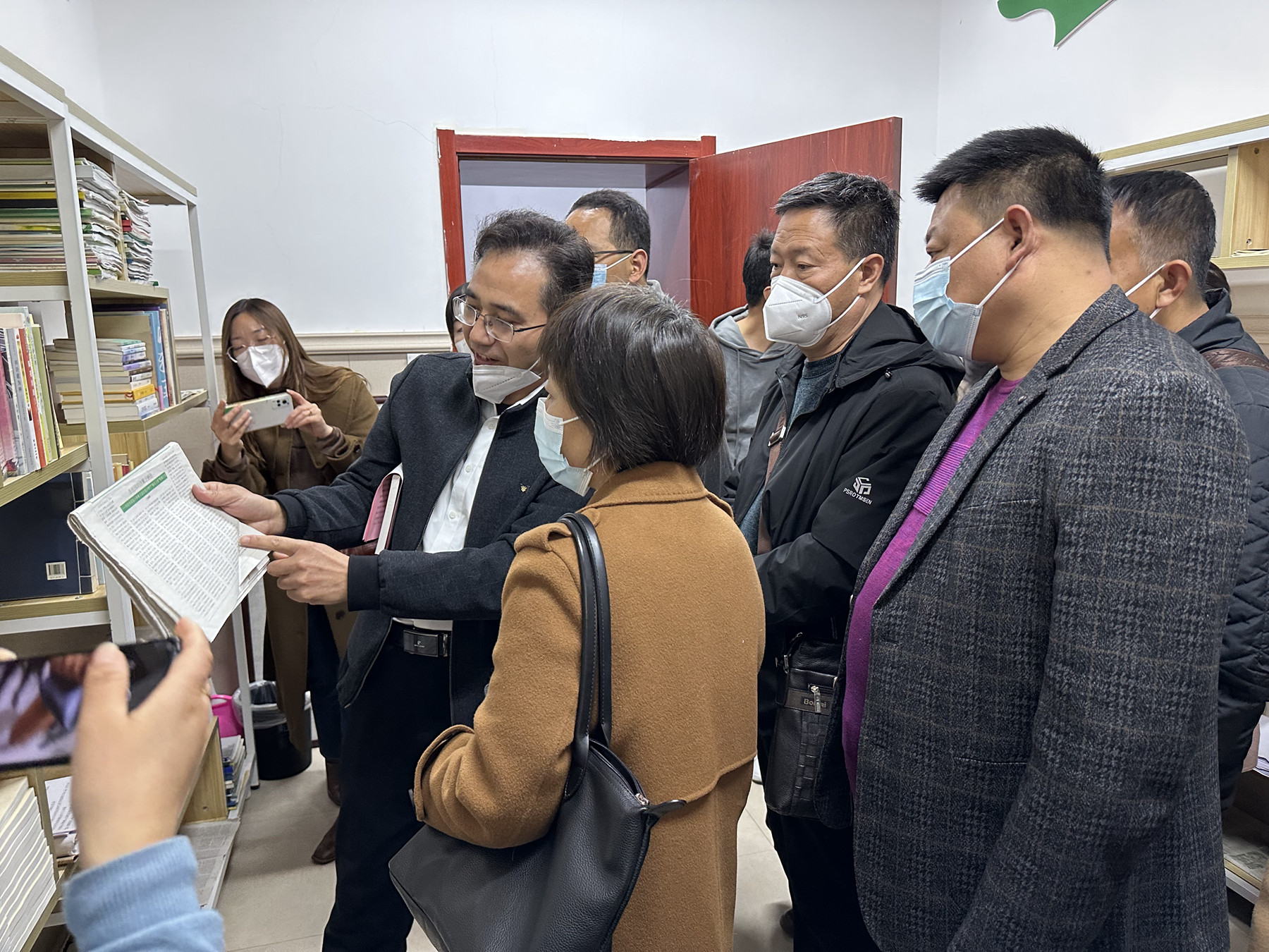 微信图片_20230322113519_副本.jpg