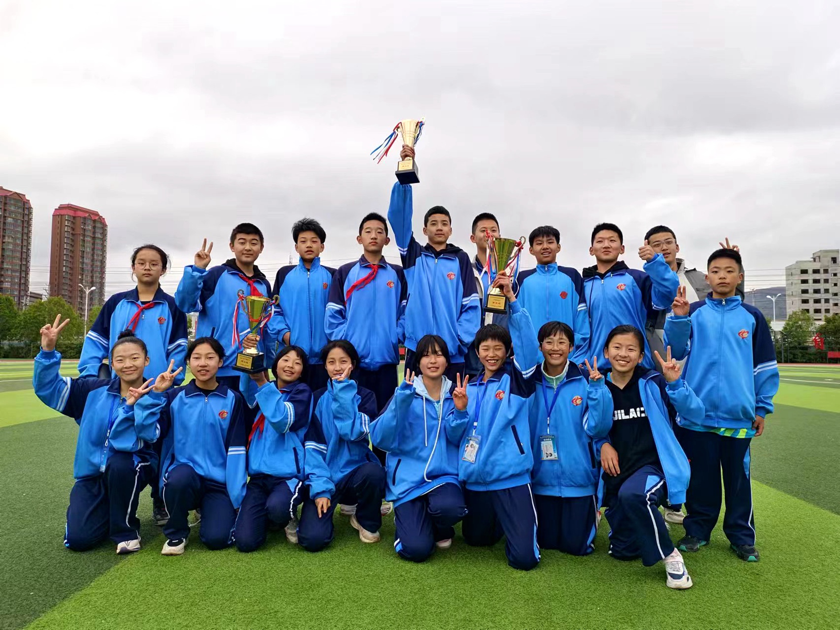 我校体育健儿在2023年天水市中小学生田径锦标赛中喜获佳绩