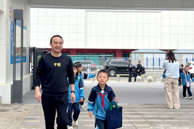 看见成长！我校成功开展家长访校活动